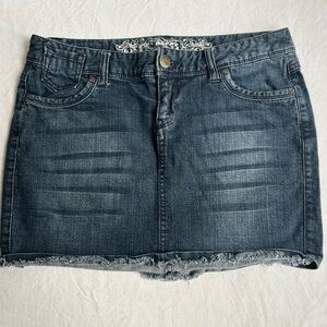 Express denim mini skirt size 6 32 inch Waist